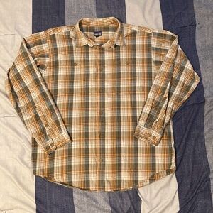 Patagonia Mens Flannel Button Up Shirt Sz L Longsleeve